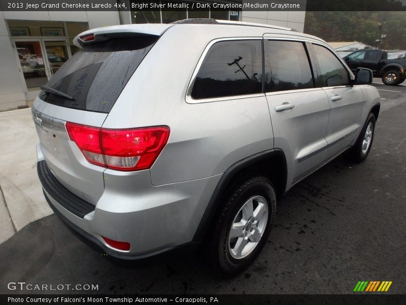 Bright Silver Metallic / Dark Graystone/Medium Graystone 2013 Jeep Grand Cherokee Laredo 4x4