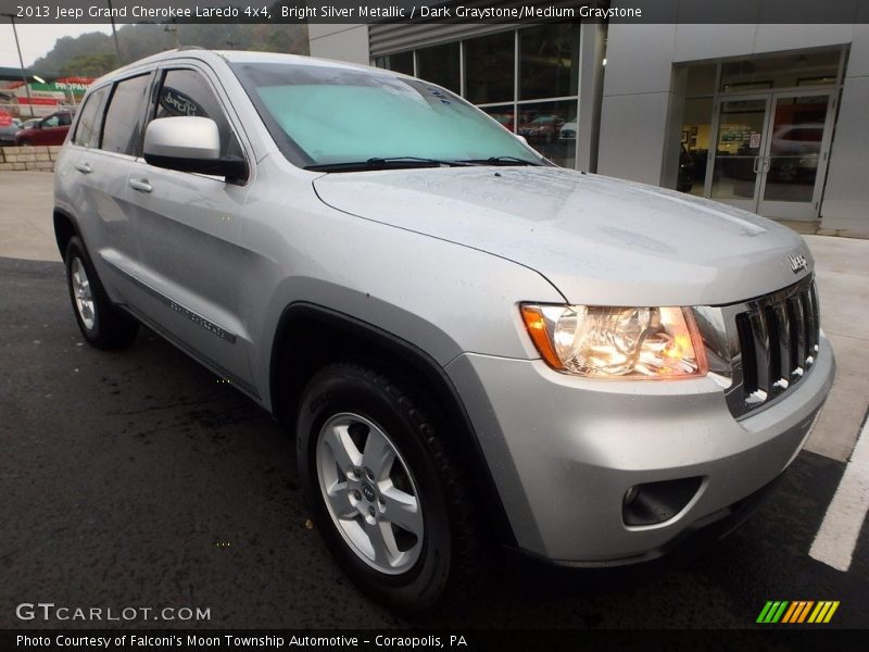 Bright Silver Metallic / Dark Graystone/Medium Graystone 2013 Jeep Grand Cherokee Laredo 4x4