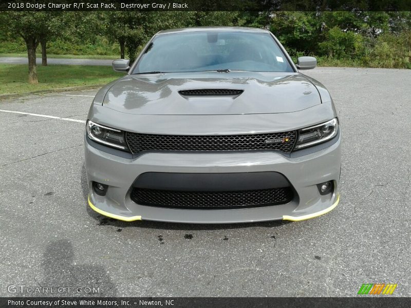 Destroyer Gray / Black 2018 Dodge Charger R/T Scat Pack