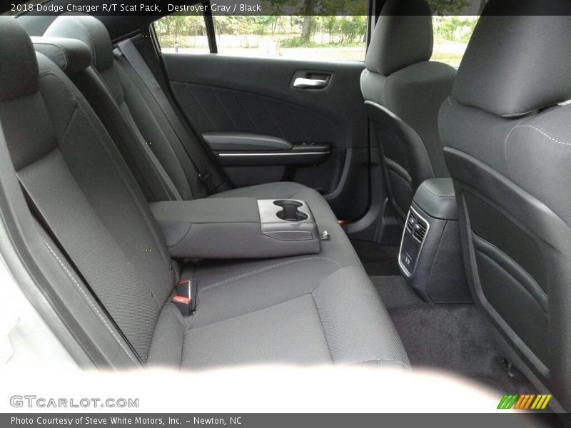 Destroyer Gray / Black 2018 Dodge Charger R/T Scat Pack