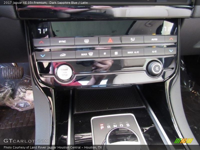 Dark Sapphire Blue / Latte 2017 Jaguar XE 35t Premium