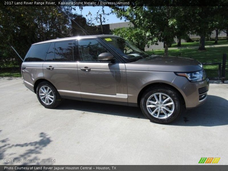 Kaikoura Stone Metallic / Espresso/Almond 2017 Land Rover Range Rover