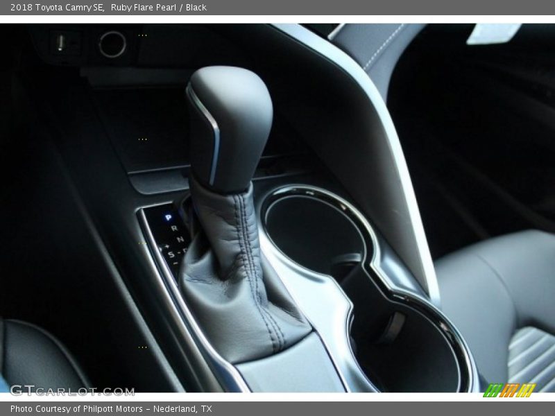 Ruby Flare Pearl / Black 2018 Toyota Camry SE