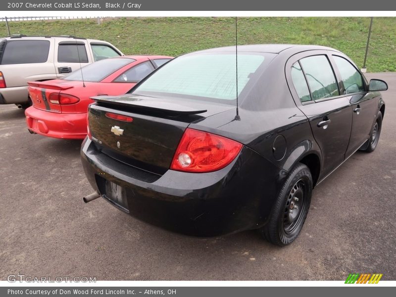 Black / Gray 2007 Chevrolet Cobalt LS Sedan