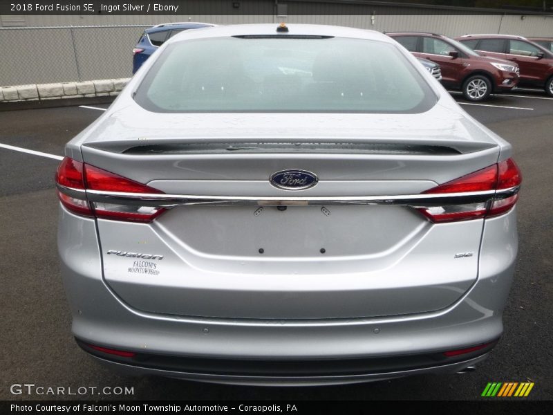 Ingot Silver / Ebony 2018 Ford Fusion SE