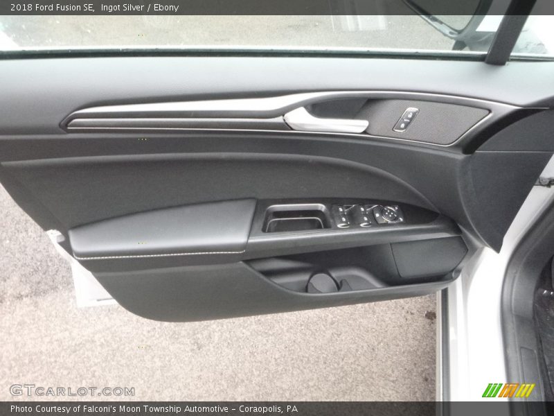Ingot Silver / Ebony 2018 Ford Fusion SE
