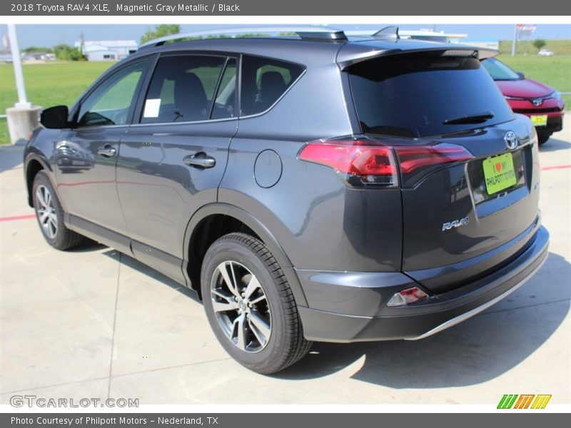 Magnetic Gray Metallic / Black 2018 Toyota RAV4 XLE