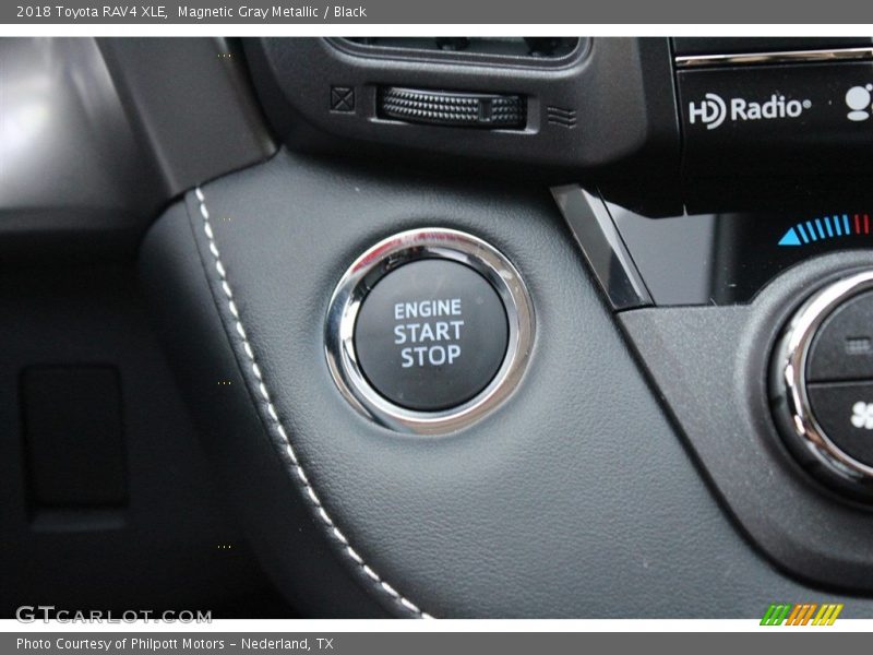 Magnetic Gray Metallic / Black 2018 Toyota RAV4 XLE