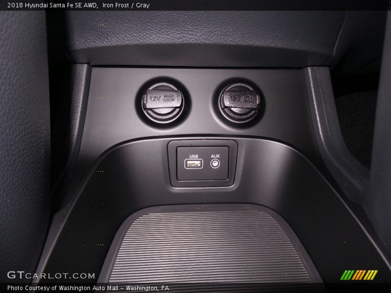 Iron Frost / Gray 2018 Hyundai Santa Fe SE AWD