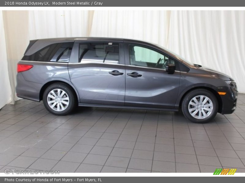 Modern Steel Metallic / Gray 2018 Honda Odyssey LX