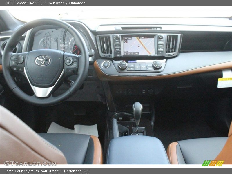 Super White / Cinnamon 2018 Toyota RAV4 SE