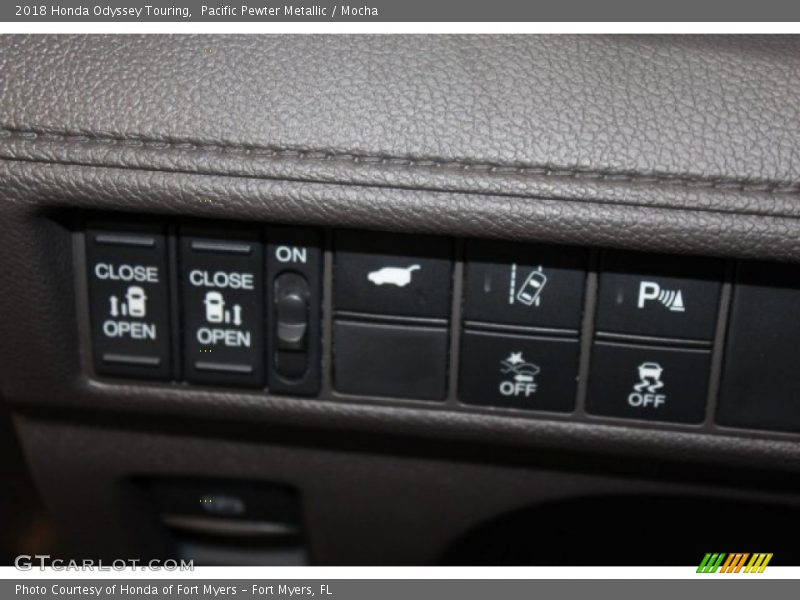 Pacific Pewter Metallic / Mocha 2018 Honda Odyssey Touring