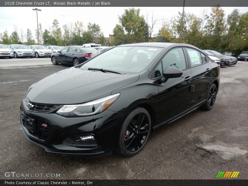 Mosaic Black Metallic / Jet Black 2018 Chevrolet Cruze LT