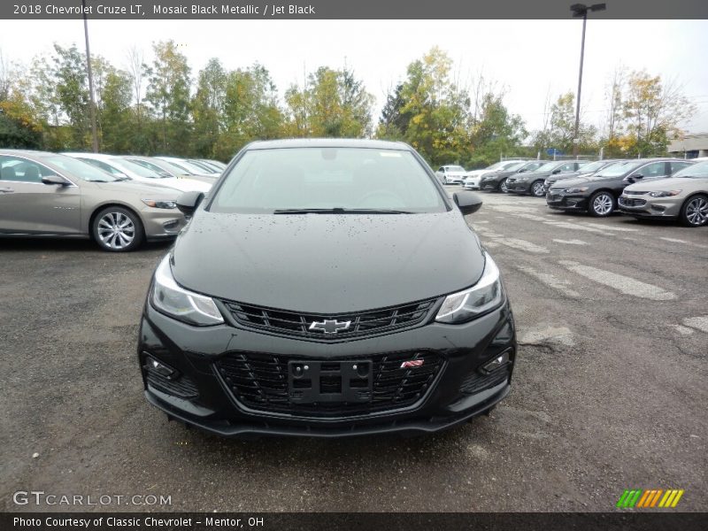 Mosaic Black Metallic / Jet Black 2018 Chevrolet Cruze LT