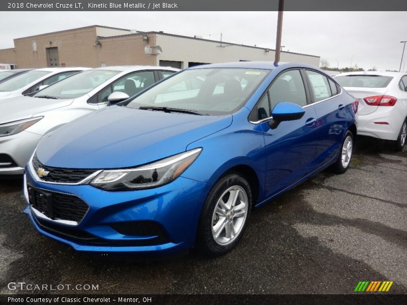 Kinetic Blue Metallic / Jet Black 2018 Chevrolet Cruze LT