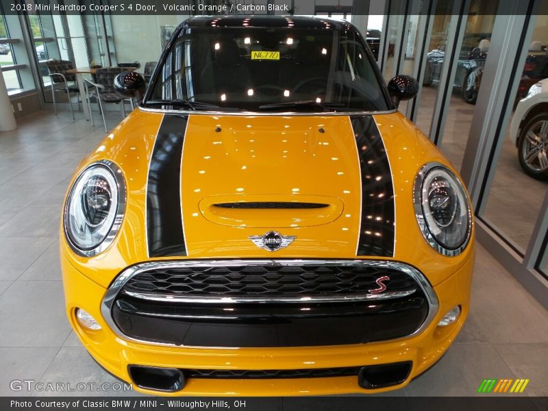 Volcanic Orange / Carbon Black 2018 Mini Hardtop Cooper S 4 Door