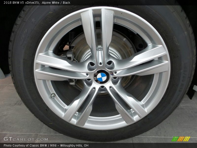 Alpine White / Black 2018 BMW X5 xDrive35i