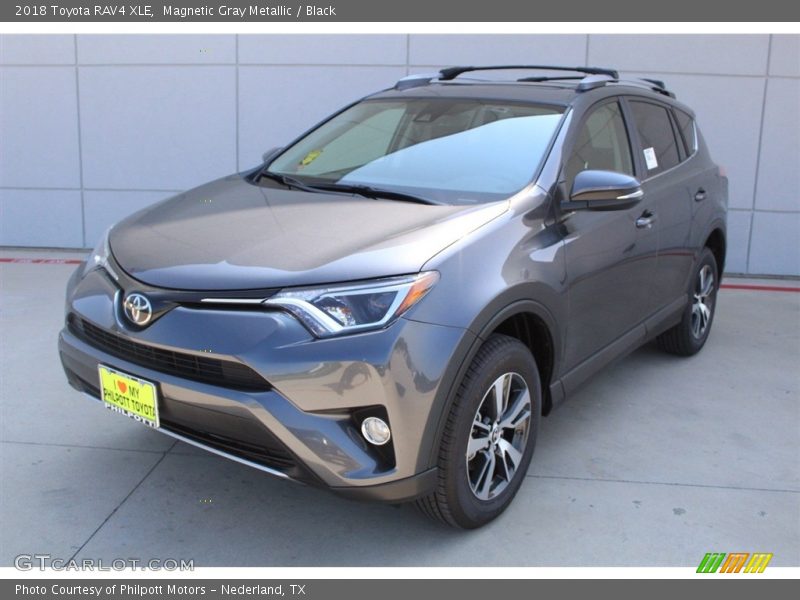 Magnetic Gray Metallic / Black 2018 Toyota RAV4 XLE