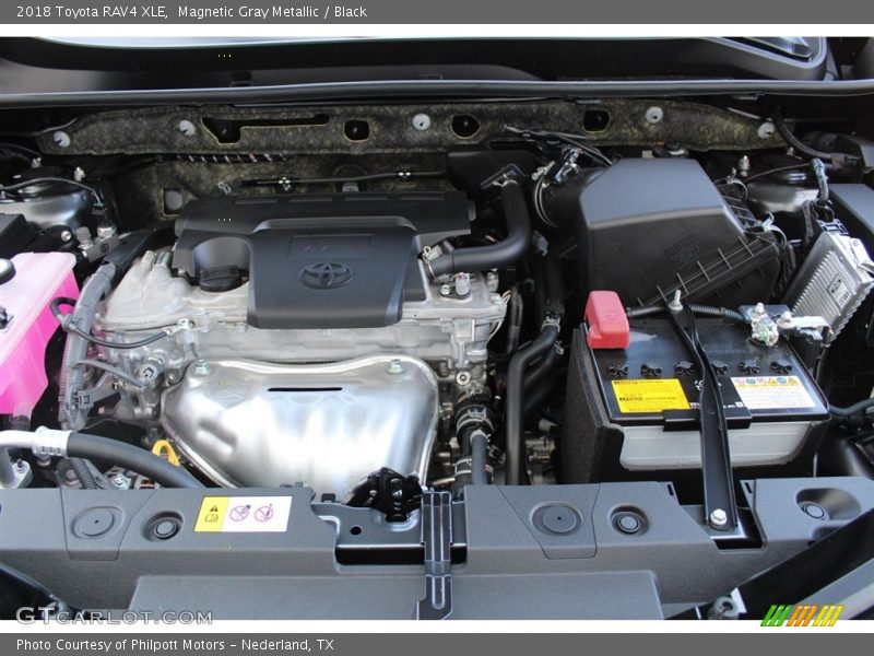 Magnetic Gray Metallic / Black 2018 Toyota RAV4 XLE