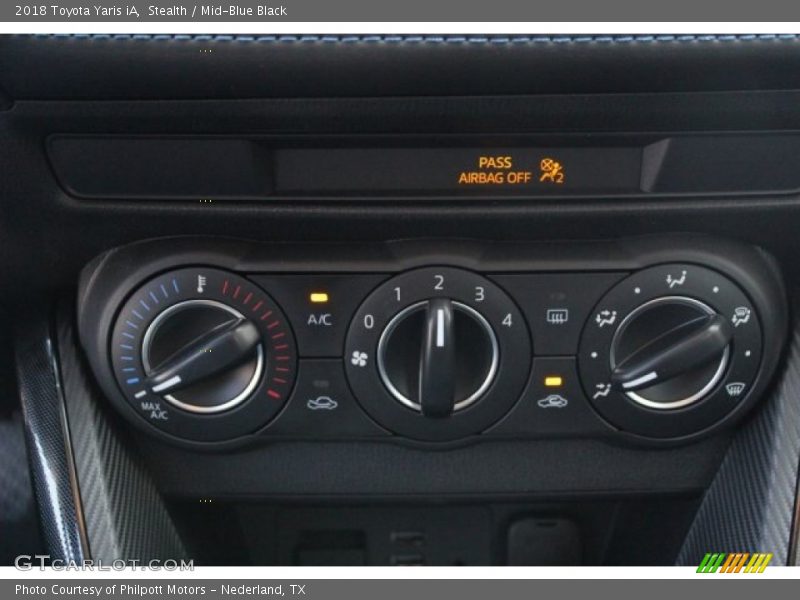 Stealth / Mid-Blue Black 2018 Toyota Yaris iA