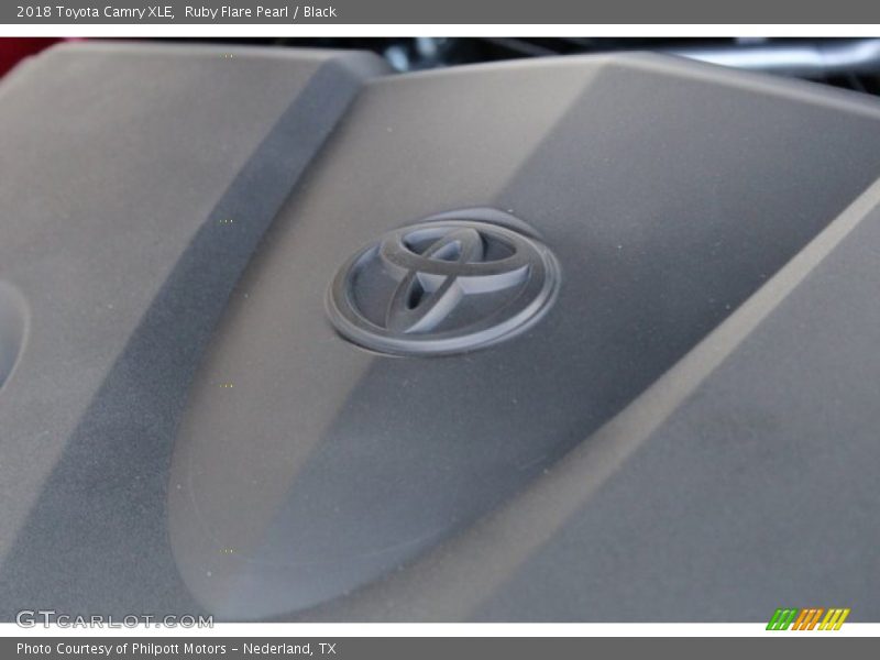Ruby Flare Pearl / Black 2018 Toyota Camry XLE