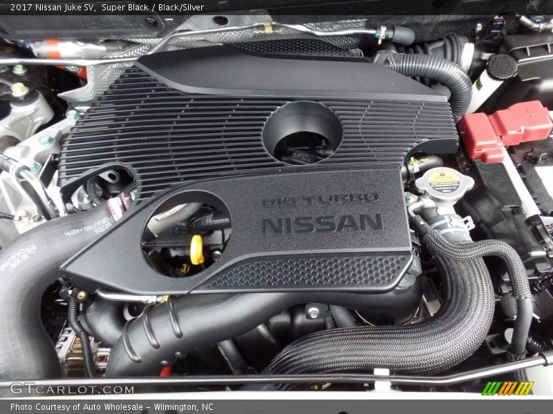 Super Black / Black/Silver 2017 Nissan Juke SV