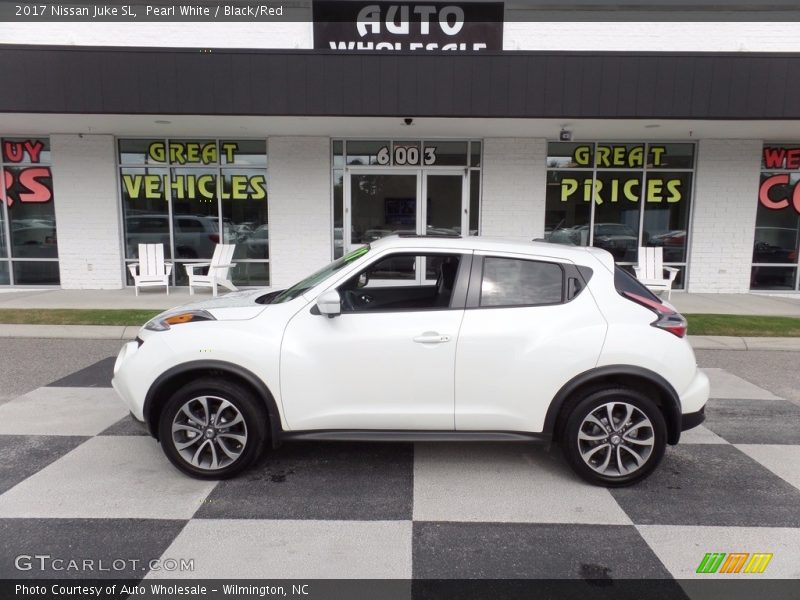 Pearl White / Black/Red 2017 Nissan Juke SL