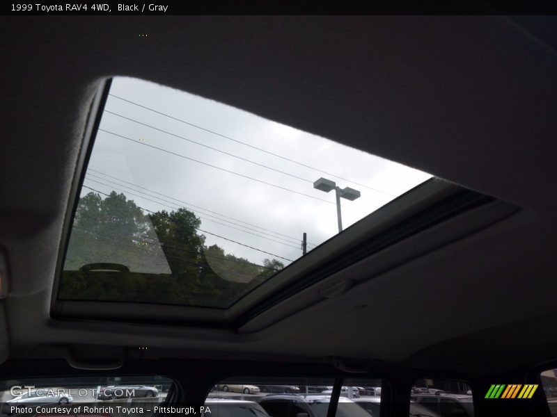 Black / Gray 1999 Toyota RAV4 4WD