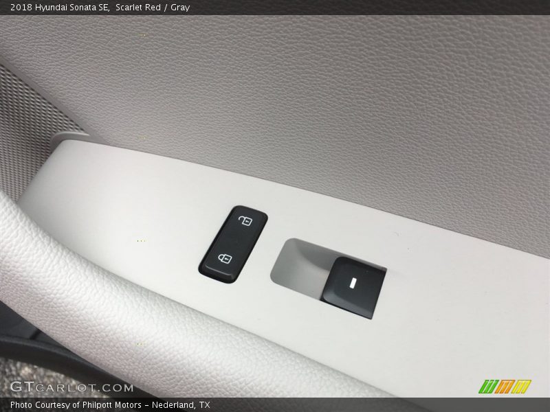Scarlet Red / Gray 2018 Hyundai Sonata SE