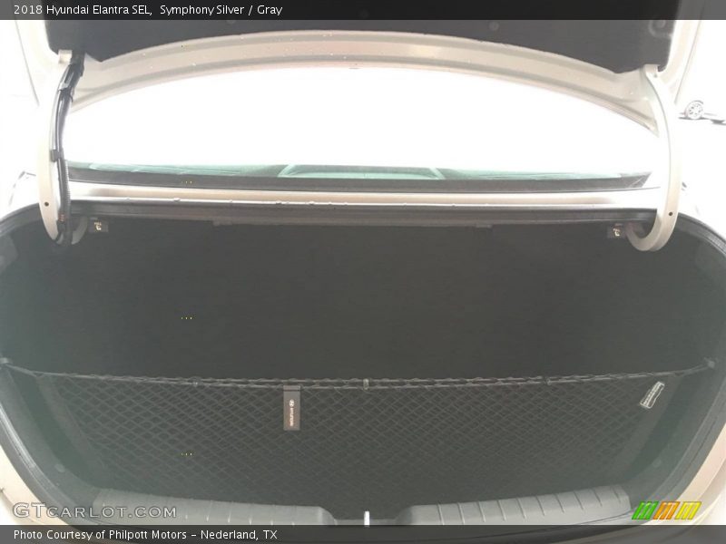 Symphony Silver / Gray 2018 Hyundai Elantra SEL