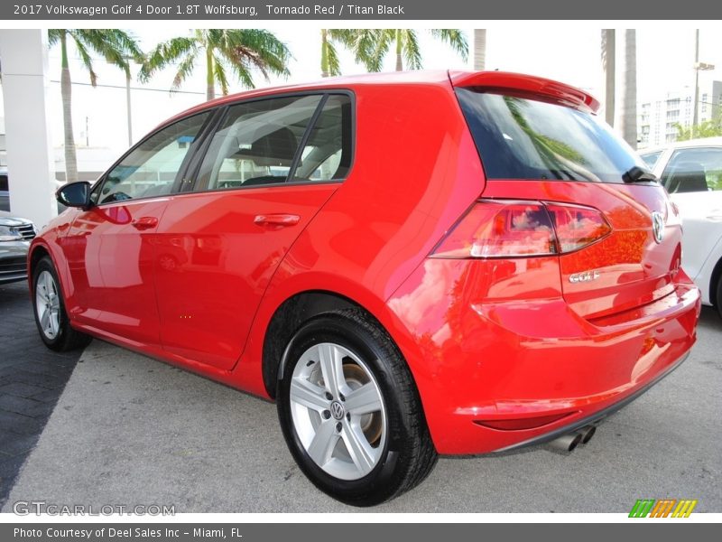 Tornado Red / Titan Black 2017 Volkswagen Golf 4 Door 1.8T Wolfsburg