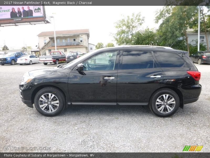 Magnetic Black / Charcoal 2017 Nissan Pathfinder S 4x4