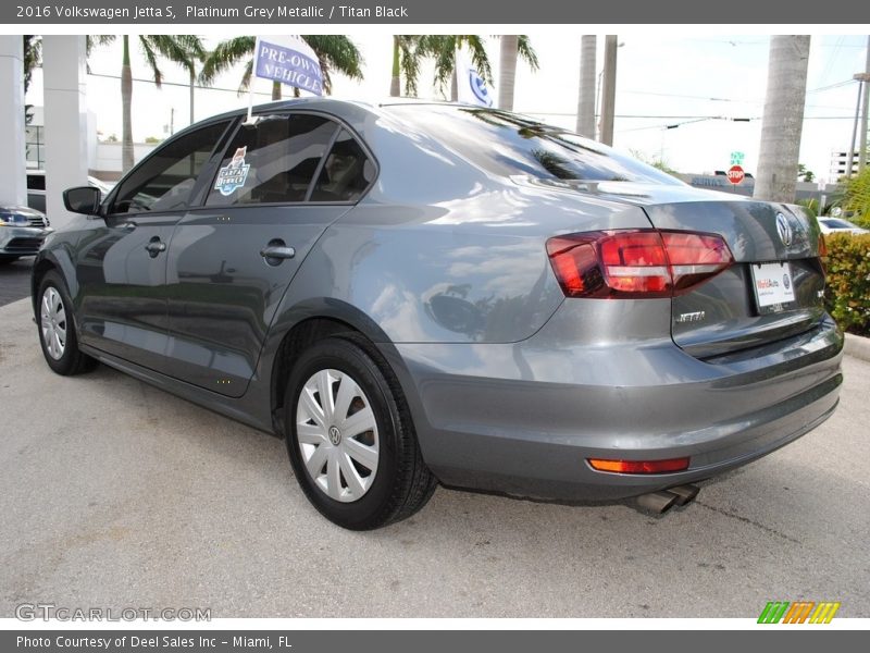 Platinum Grey Metallic / Titan Black 2016 Volkswagen Jetta S