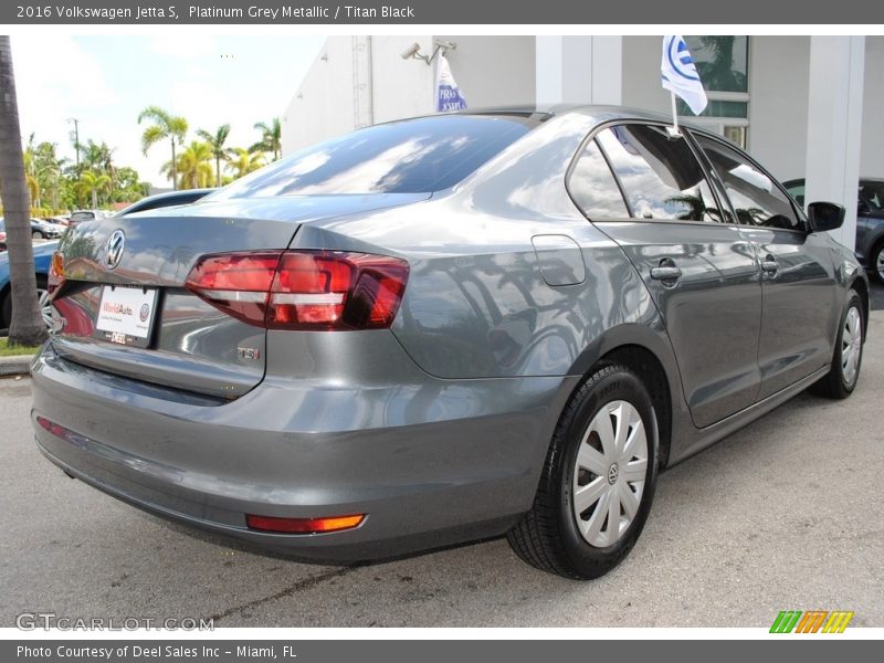 Platinum Grey Metallic / Titan Black 2016 Volkswagen Jetta S
