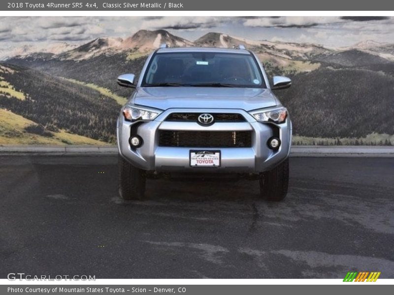 Classic Silver Metallic / Black 2018 Toyota 4Runner SR5 4x4