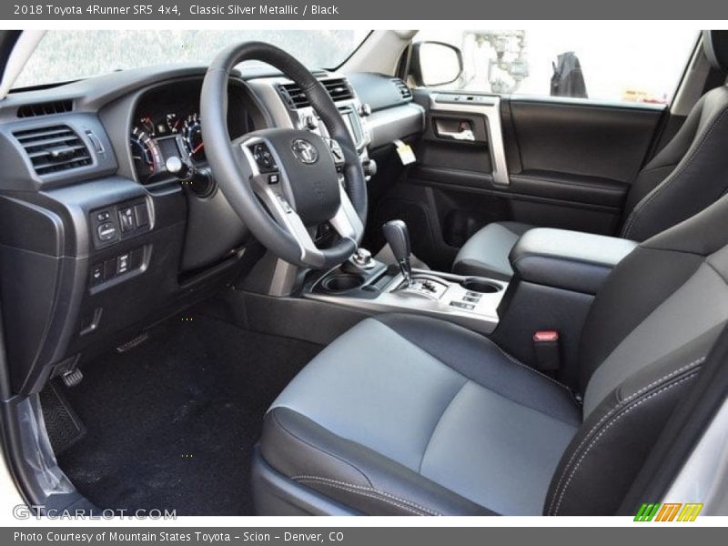 Classic Silver Metallic / Black 2018 Toyota 4Runner SR5 4x4