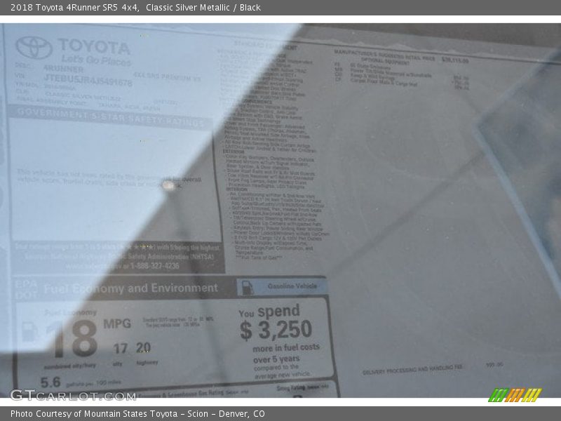 Classic Silver Metallic / Black 2018 Toyota 4Runner SR5 4x4