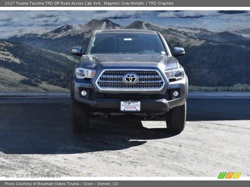 Magnetic Gray Metallic / TRD Graphite 2017 Toyota Tacoma TRD Off Road Access Cab 4x4
