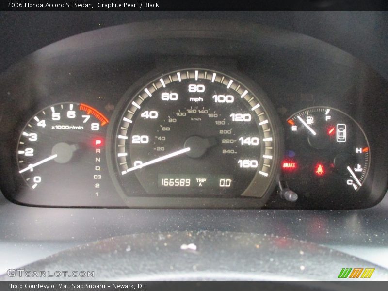 Graphite Pearl / Black 2006 Honda Accord SE Sedan
