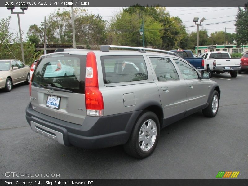 Silver Metallic / Taupe 2005 Volvo XC70 AWD