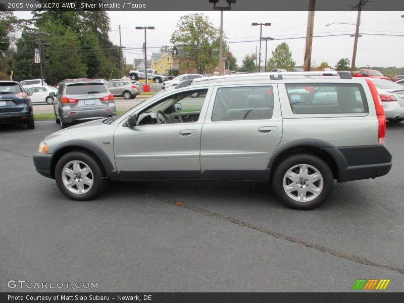 Silver Metallic / Taupe 2005 Volvo XC70 AWD