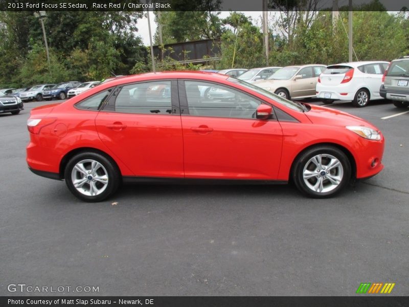 Race Red / Charcoal Black 2013 Ford Focus SE Sedan