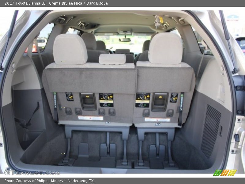 Creme Brulee Mica / Dark Bisque 2017 Toyota Sienna LE