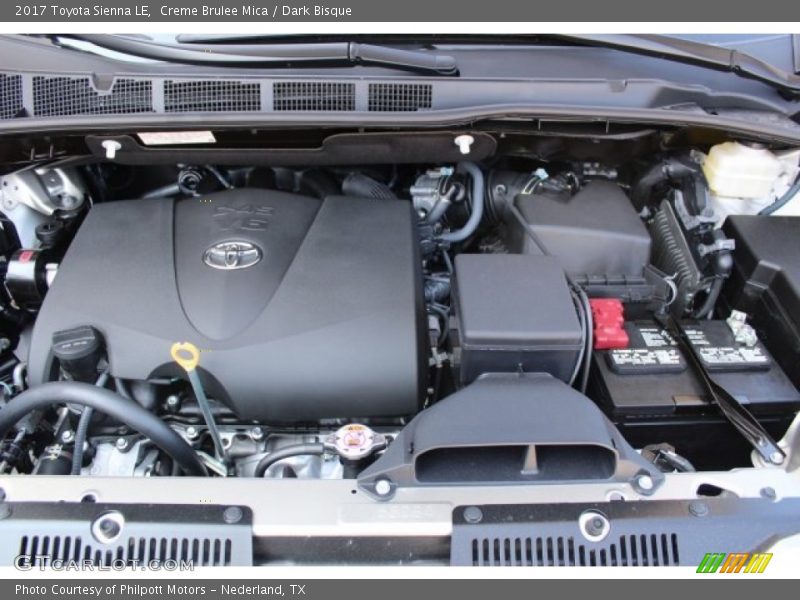 Creme Brulee Mica / Dark Bisque 2017 Toyota Sienna LE