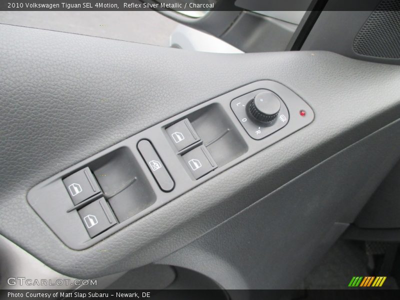 Reflex Silver Metallic / Charcoal 2010 Volkswagen Tiguan SEL 4Motion