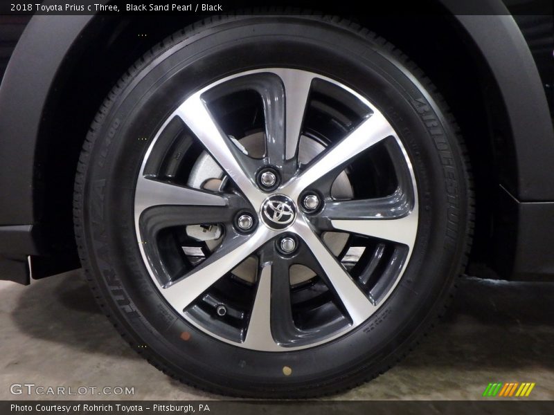 Black Sand Pearl / Black 2018 Toyota Prius c Three