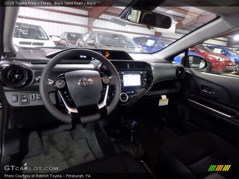 Black Sand Pearl / Black 2018 Toyota Prius c Three