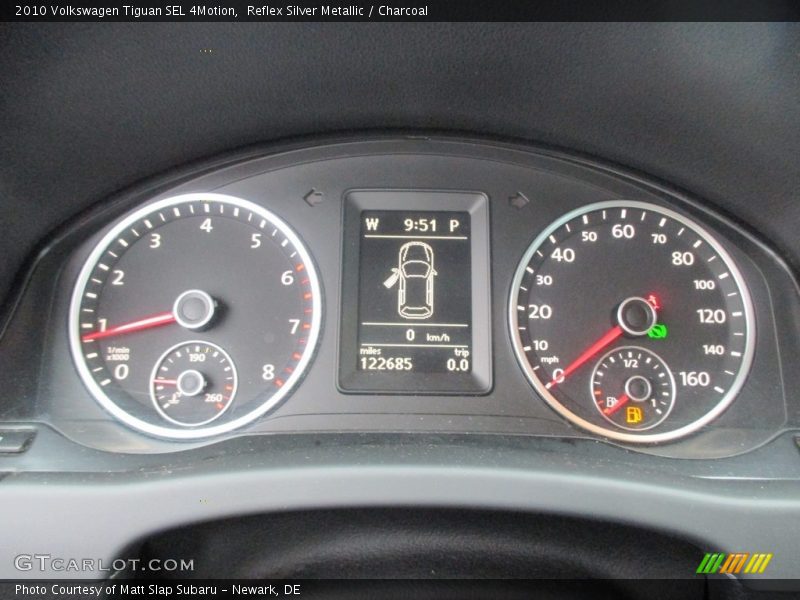Reflex Silver Metallic / Charcoal 2010 Volkswagen Tiguan SEL 4Motion