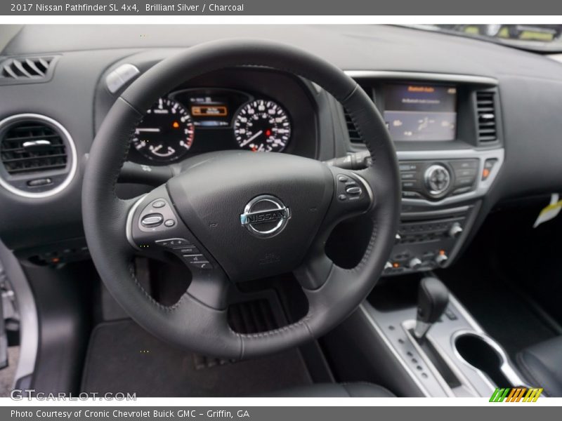 Brilliant Silver / Charcoal 2017 Nissan Pathfinder SL 4x4