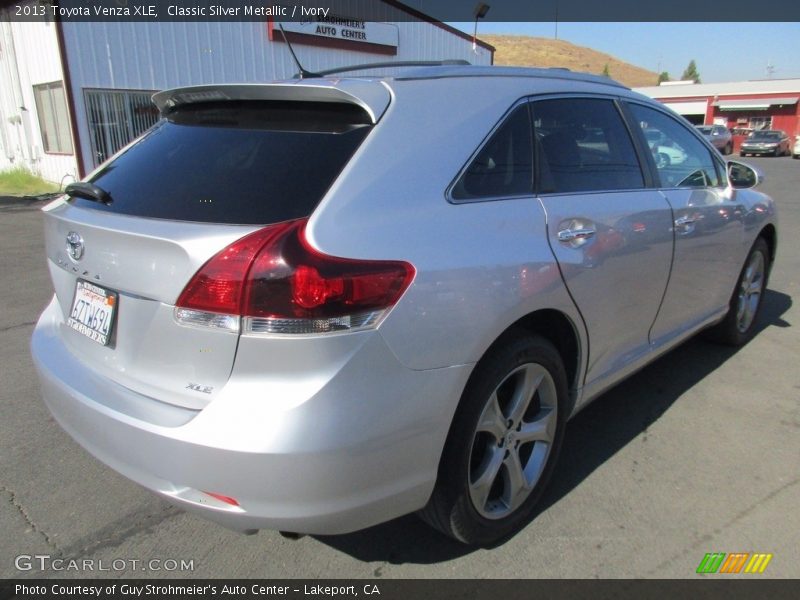 Classic Silver Metallic / Ivory 2013 Toyota Venza XLE